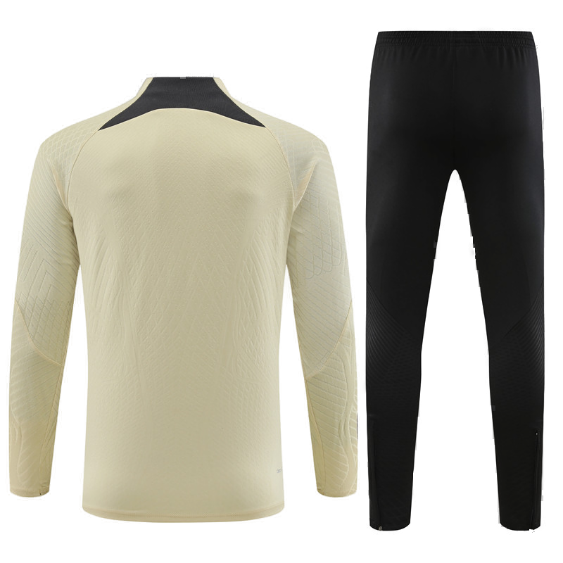 PSG Tracksuit Vanilla