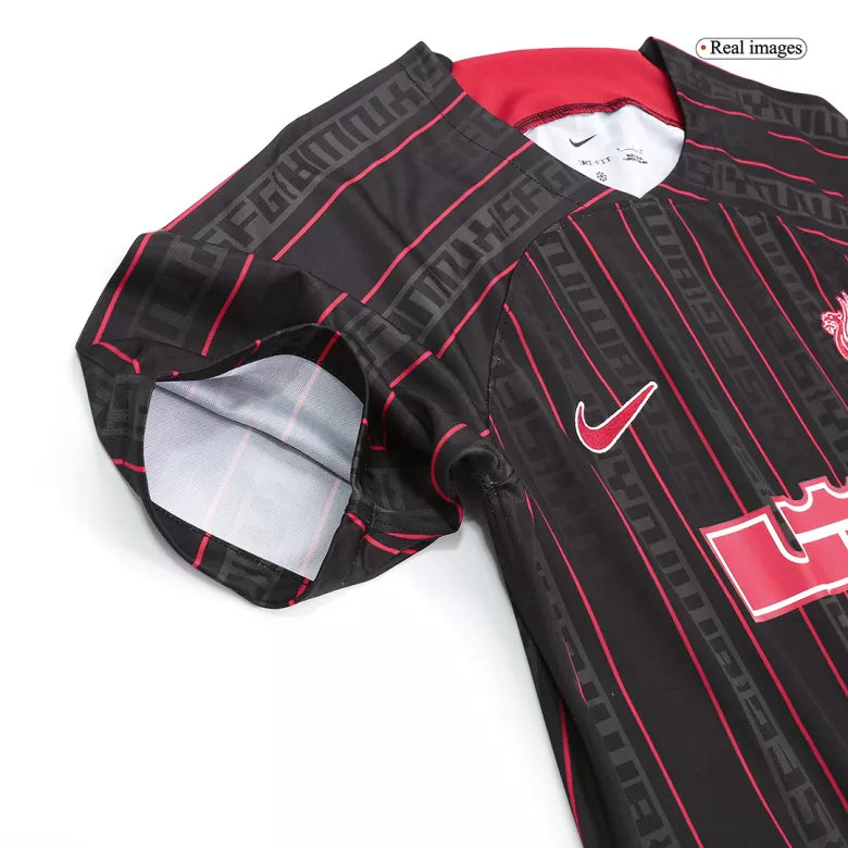 Liverpool X LeBron James Pre-Match Jersey 2022/23