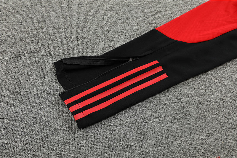 Manchester United Tracksuit Red